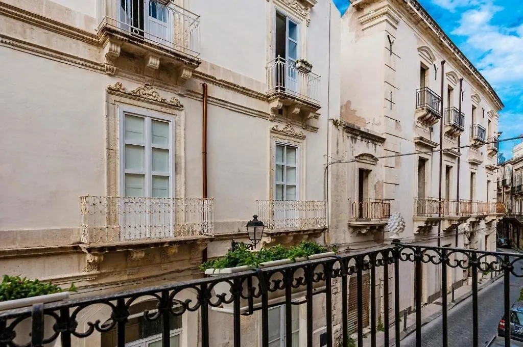 Dimora Delle Maestranze Apartment Syracuse Italy